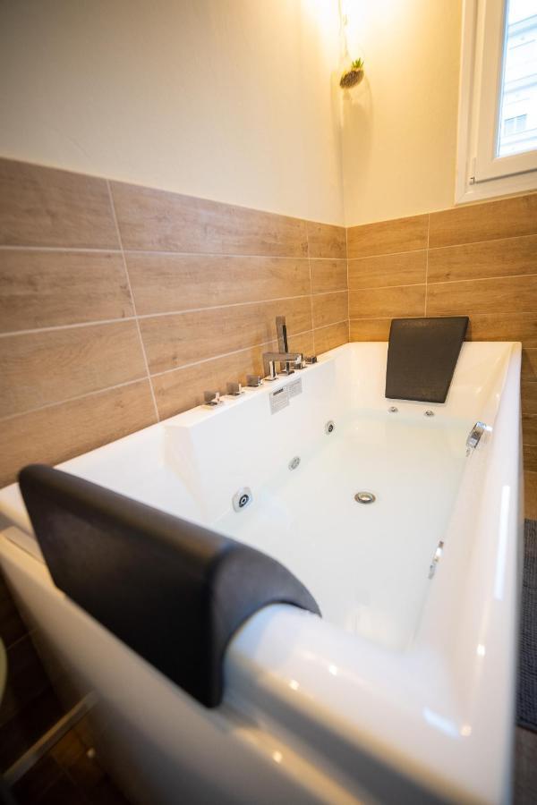 Belajo Central Apartment And Jacuzzi !! Волос Экстерьер фото